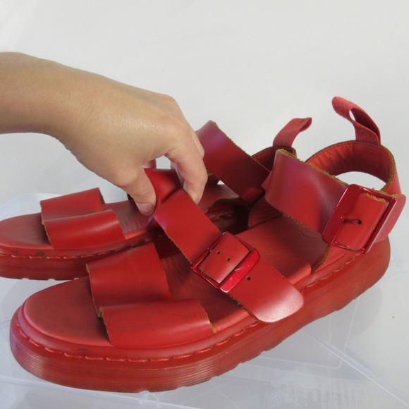 Dr. Martens Gryphon Gladiator Sandals Women 9 Red Platform Buckle Casual 1126 - Picture 2 of 16